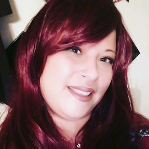 Meet your Posher, Laurie